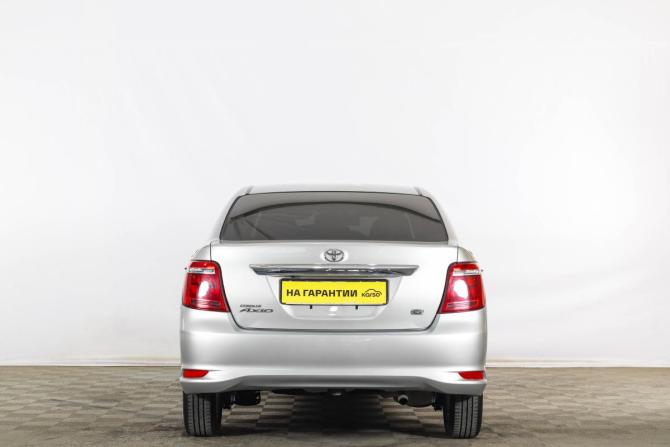 Toyota Corolla XI (E160 E170) Рестайлинг 2 с пробегом 2015 года, цена 1 289 000 рублей, 77000 км, седан, Автокод Объявления