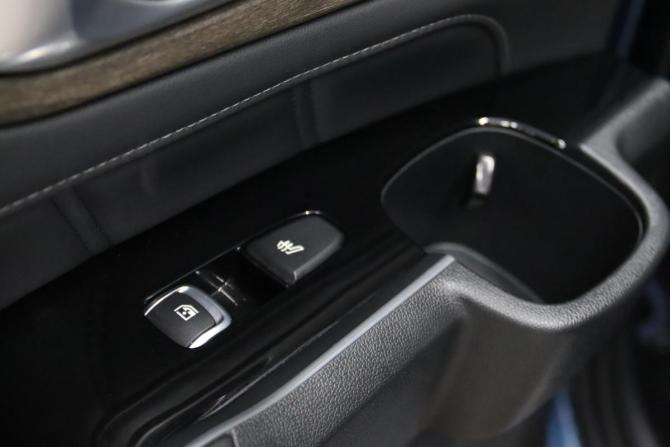 Kia Sorento IV с пробегом 2021 года, цена 3 555 550 рублей, 73160 км, внедорожник, Автокод Объявления