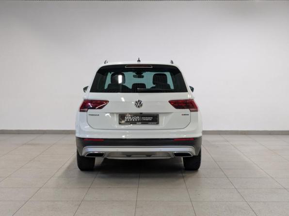 Volkswagen Tiguan II с пробегом 2019 года, цена 2 650 000 рублей, 79091 км, внедорожник, Автокод Объявления
