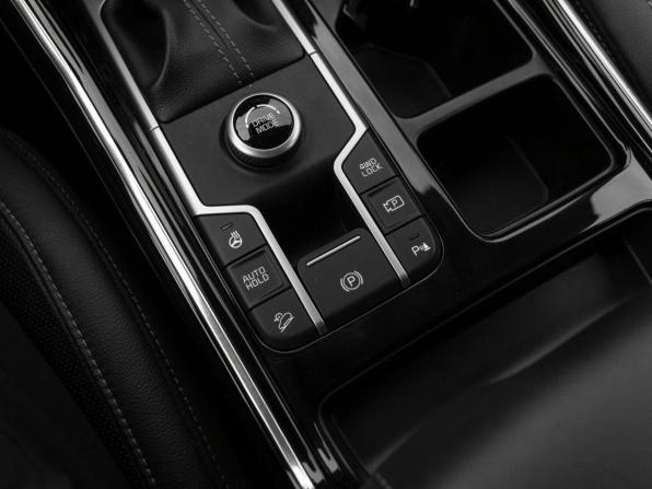 Kia Sorento IV с пробегом 2022 года, цена 4 140 000 рублей, 61911 км, внедорожник, Автокод Объявления