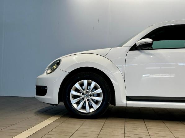 Volkswagen Beetle II (A5) с пробегом 2013 года, цена 1 297 000 рублей, 177297 км, хэтчбек, Автокод Объявления