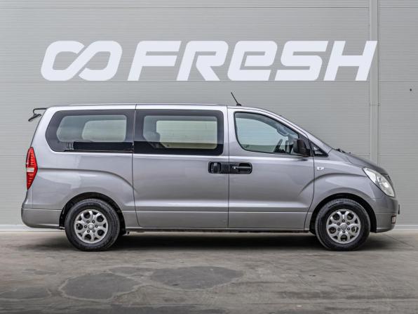 Hyundai Grand Starex I с пробегом 2011 года, цена 1 900 000 рублей, 366958 км, минивэн, Автокод Объявления