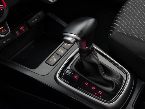 Kia Rio IV с пробегом 2020 года, цена 1 599 000 рублей, 107249 км, седан, Автокод Объявления