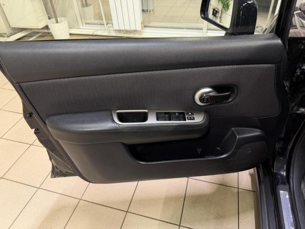 Nissan Tiida I с пробегом 2007 года, цена 590 000 рублей, 285000 км, хэтчбек, Автокод Объявления