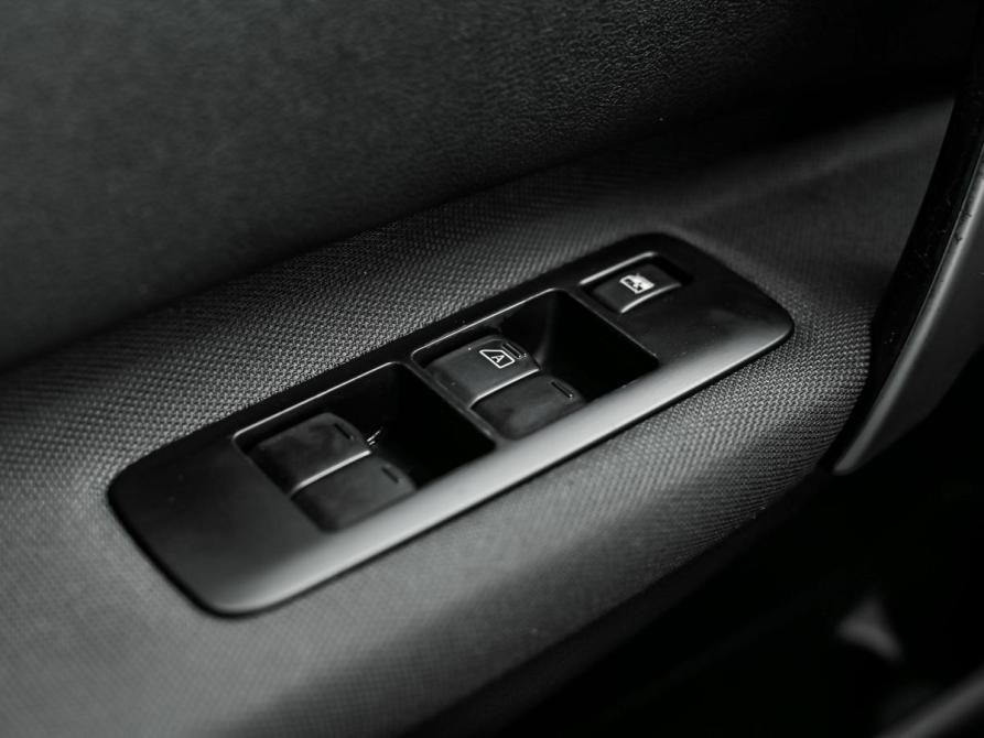 Nissan Qashqai I Рестайлинг Санкт-Петербург  - изображение 13