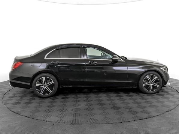 Mercedes-Benz C-Класс IV (W205) Рестайлинг с пробегом 2019 года, цена 2 766 000 рублей, 92328 км, седан, Автокод Объявления