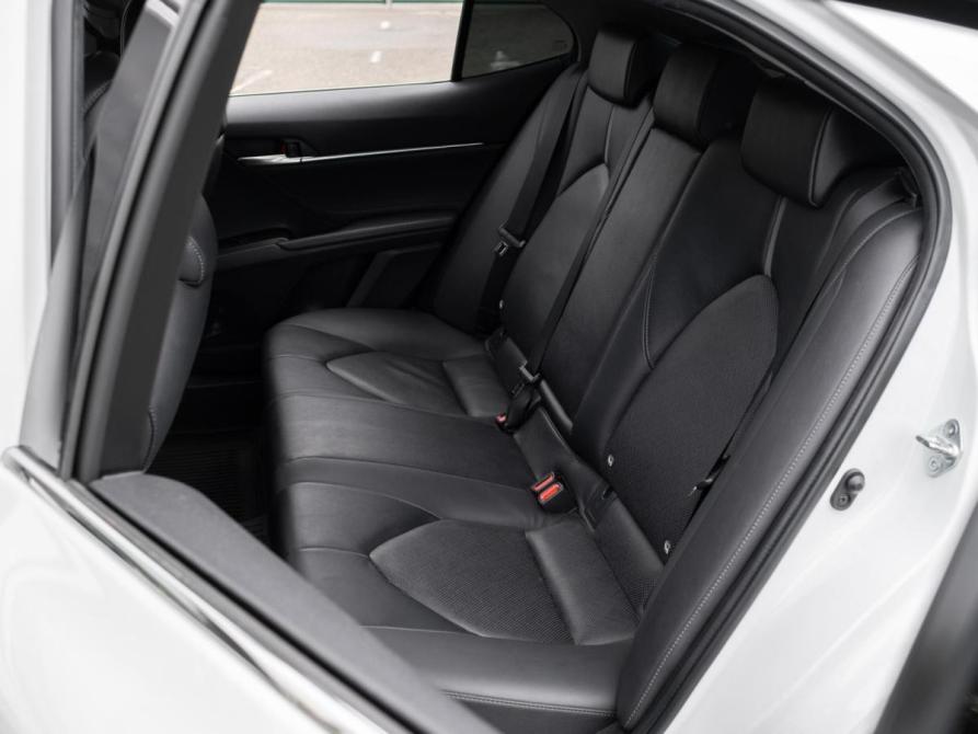 Toyota Camry VIII (XV70) Рестайлинг Сочи  - изображение 11