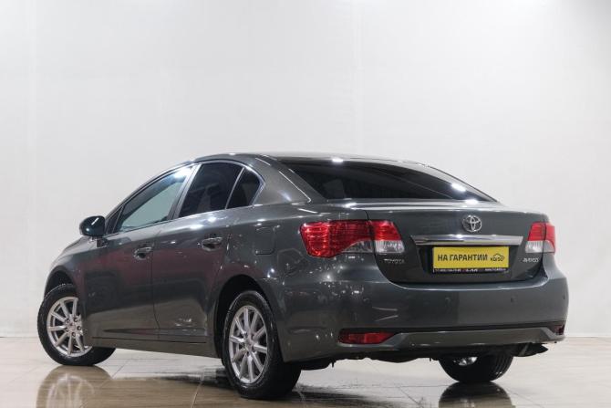 Toyota Avensis III Рестайлинг с пробегом 2012 года, цена 1 529 000 рублей, 165500 км, седан, Автокод Объявления