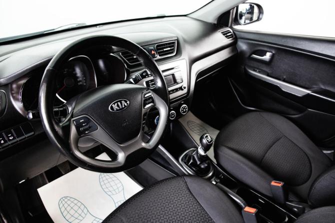 Kia Rio III Рестайлинг с пробегом 2016 года, цена 799 000 рублей, 183975 км, седан, Автокод Объявления