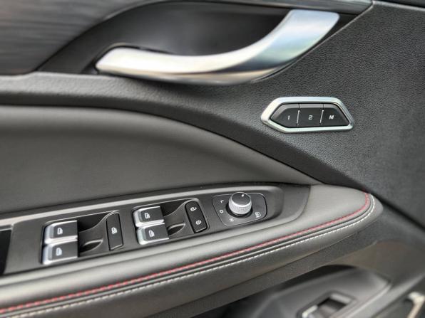 Geely Tugella I Рестайлинг с пробегом 2023 года, цена 2 695 000 рублей, 63455 км, внедорожник, Автокод Объявления
