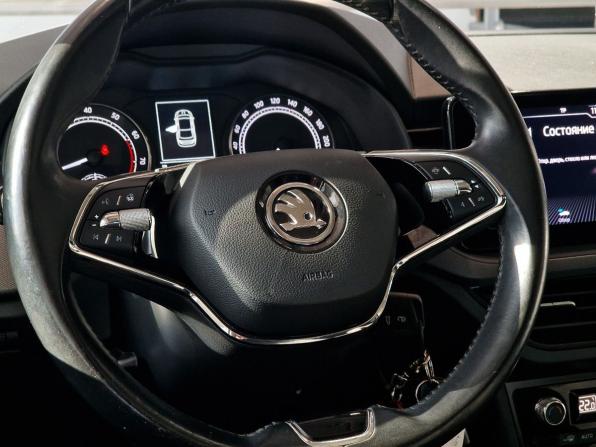 Skoda Rapid II с пробегом 2020 года, цена 1 390 000 рублей, 88751 км, лифтбек, Автокод Объявления