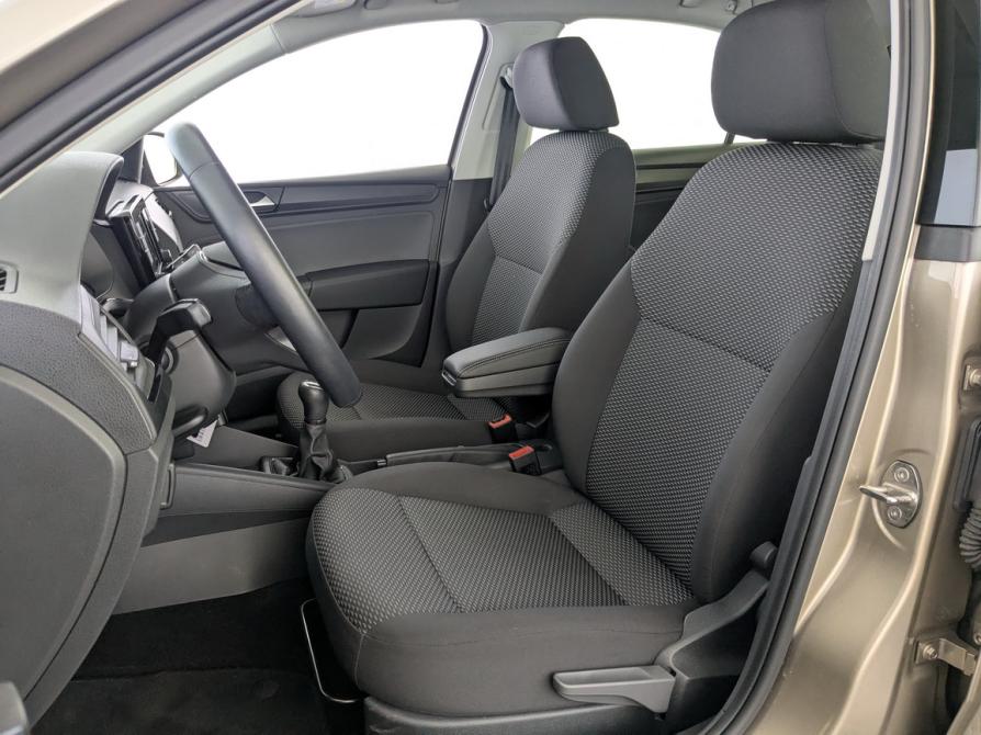 Volkswagen Polo VI Москва  - изображение 17