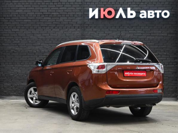 Mitsubishi Outlander III с пробегом 2013 года, цена 950 000 рублей, 157246 км, внедорожник, Автокод Объявления