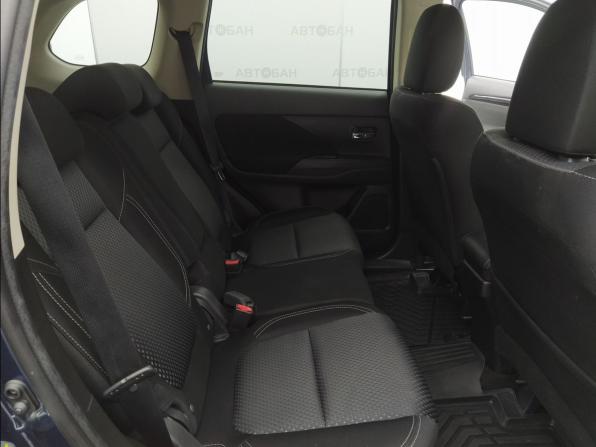Mitsubishi Outlander III Рестайлинг 3 с пробегом 2022 года, цена 2 555 000 рублей, 41990 км, внедорожник, Автокод Объявления