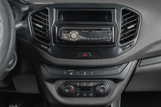 Lada (ВАЗ) Vesta I с пробегом 2016 года, цена 649 000 рублей, 165370 км, седан, Автокод Объявления