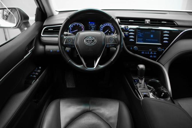 Toyota Camry VIII (XV70) с пробегом 2019 года, цена 2 149 000 рублей, 199999 км, седан, Автокод Объявления