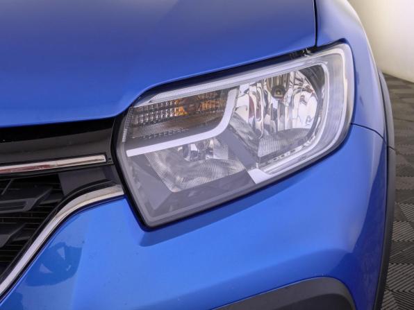 Renault Sandero II Рестайлинг с пробегом 2022 года, цена 1 370 000 рублей, 71983 км, хэтчбек, Автокод Объявления