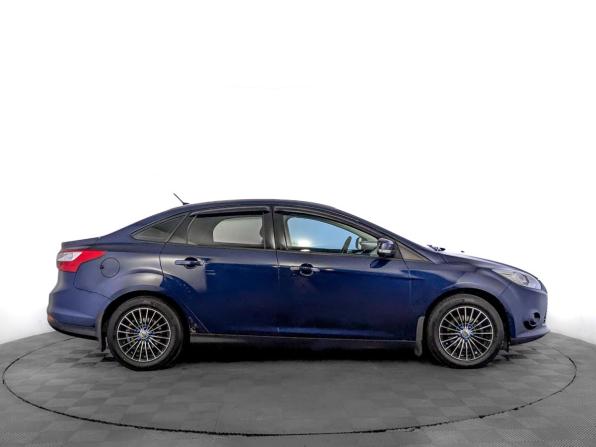 Ford Focus III с пробегом 2012 года, цена 900 000 рублей, 71132 км, седан, Автокод Объявления