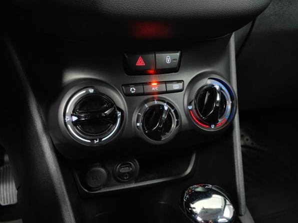 Peugeot 208 I с пробегом 2013 года, цена 619 000 рублей, 115987 км, хэтчбек, Автокод Объявления
