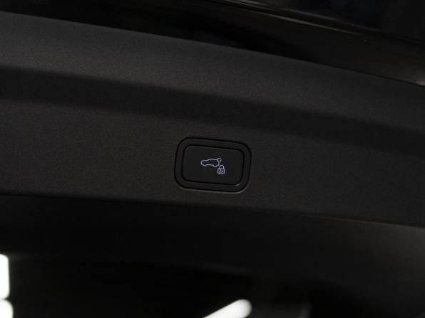 Li Auto (Lixiang) L6 I с пробегом 2024 года, цена 6 150 000 рублей, 31351 км, внедорожник, Автокод Объявления