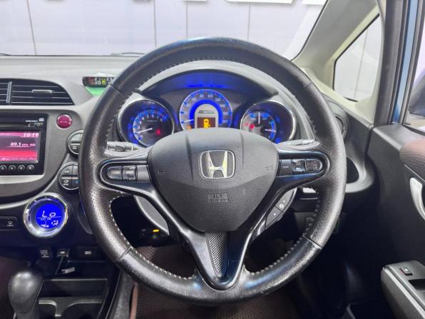 Honda Fit Shuttle I с пробегом 2012 года, цена 859 000 рублей, 174000 км, универсал, Автокод Объявления