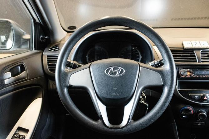 Hyundai Solaris I Рестайлинг с пробегом 2016 года, цена 640 000 рублей, 139056 км, хэтчбек, Автокод Объявления
