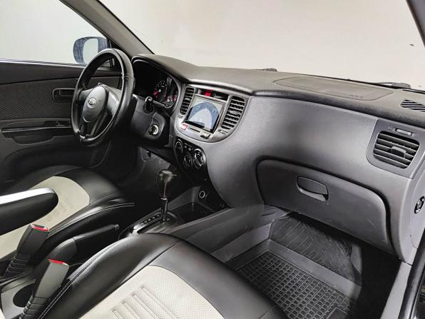 Kia Rio II Рестайлинг с пробегом 2010 года, цена 465 000 рублей, 146202 км, хэтчбек, Автокод Объявления