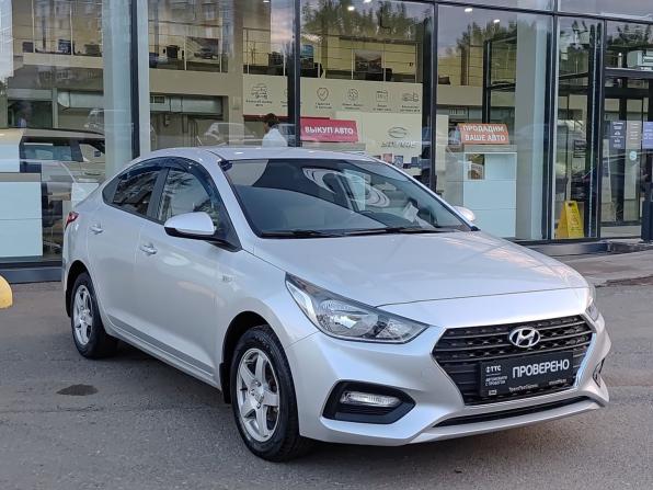 Hyundai Solaris II с пробегом 2018 года, цена 1 435 200 рублей, 65950 км, седан, Автокод Объявления