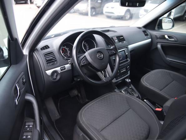 Skoda Yeti I Рестайлинг с пробегом 2017 года, цена 1 270 000 рублей, 182915 км, внедорожник, Автокод Объявления