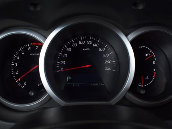 Suzuki Grand Vitara II Рестайлинг с пробегом 2010 года, цена 1 099 995 рублей, 218630 км, внедорожник, Автокод Объявления