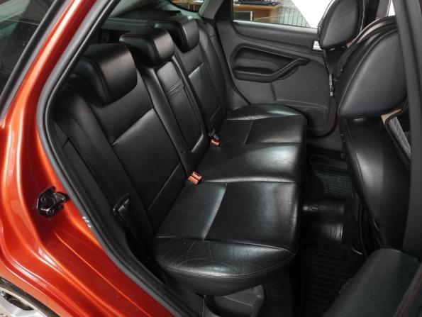 Ford Focus II с пробегом 2006 года, цена 579 000 рублей, 213591 км, хэтчбек, Автокод Объявления