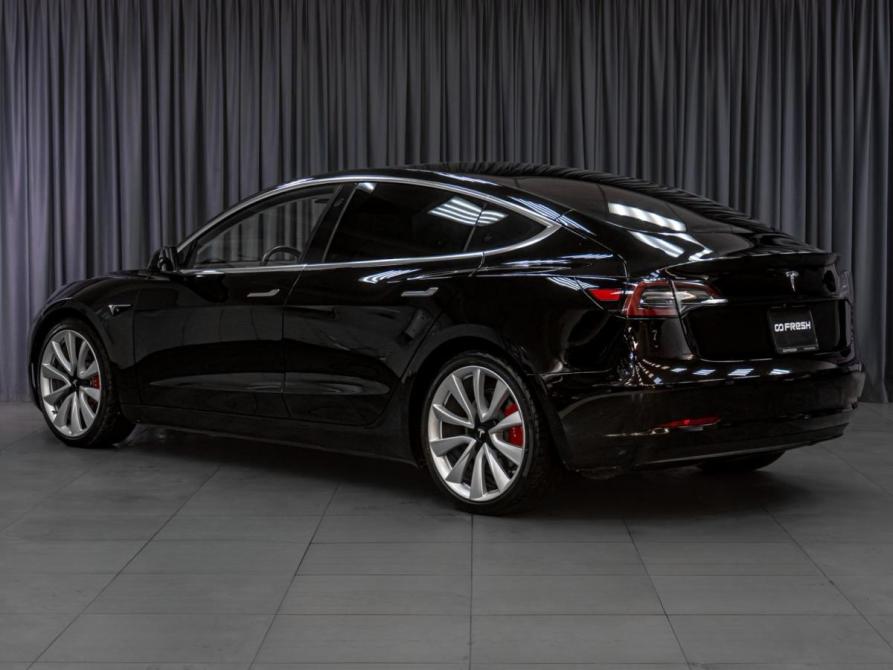 Tesla Model 3 I Тюмень  - изображение 2