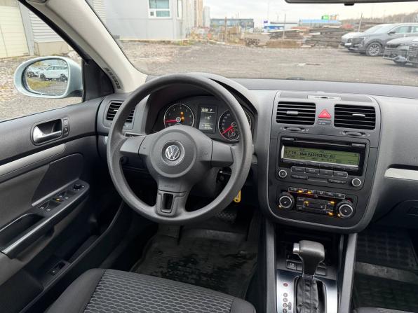 Volkswagen Jetta V с пробегом 2009 года, цена 410 000 рублей, 190000 км, седан, Автокод Объявления