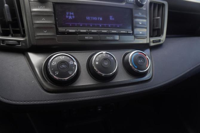 Toyota RAV4 IV (XA40) с пробегом 2013 года, цена 2 300 000 рублей, 25785 км, внедорожник, Автокод Объявления