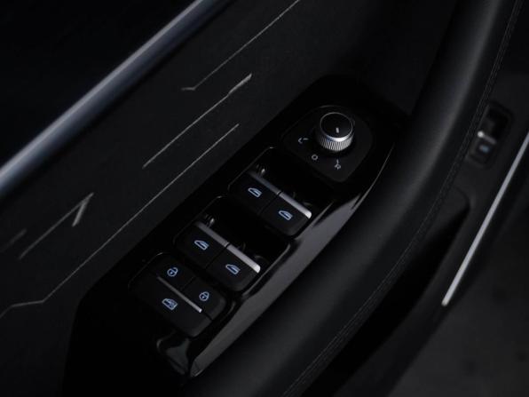 Geely Monjaro I с пробегом 2022 года, цена 3 202 055 рублей, 81003 км, внедорожник, Автокод Объявления
