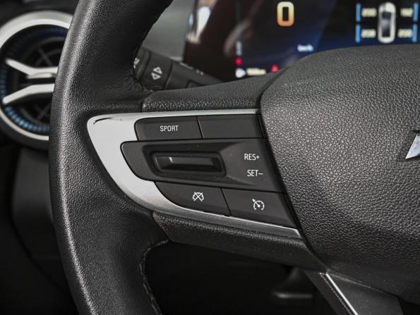 Chevrolet Monza II Рестайлинг с пробегом 2023 года, цена 1 624 000 рублей, 61393 км, седан, Автокод Объявления