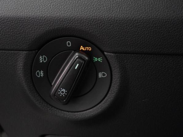 Skoda Octavia III (A7) Рестайлинг с пробегом 2018 года, цена 1 449 000 рублей, 180987 км, лифтбек, Автокод Объявления