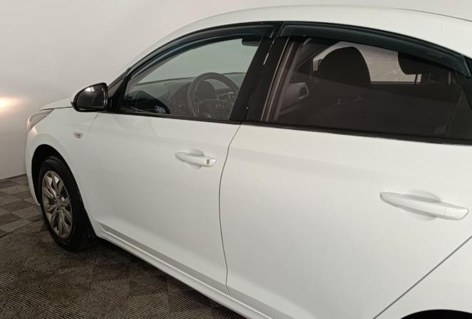 Hyundai Solaris II с пробегом 2019 года, цена 950 000 рублей, 186126 км, седан, Автокод Объявления