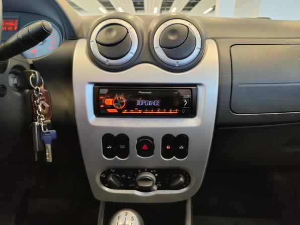 Renault Logan I Рестайлинг с пробегом 2010 года, цена 299 000 рублей, 311435 км, седан, Автокод Объявления
