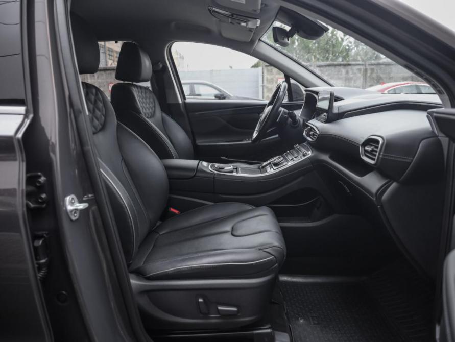 Hyundai Santa Fe IV Рестайлинг Санкт-Петербург  - изображение 28
