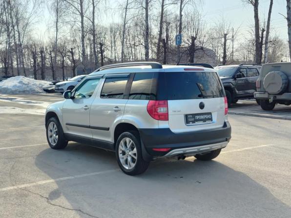 Skoda Yeti I с пробегом 2013 года, цена 993 000 рублей, 122265 км, внедорожник, Автокод Объявления