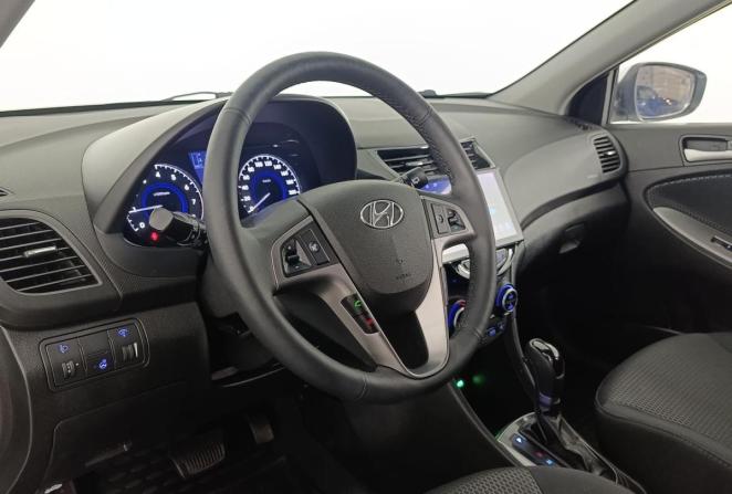 Hyundai Solaris I Рестайлинг с пробегом 2015 года, цена 1 150 000 рублей, 158251 км, хэтчбек, Автокод Объявления