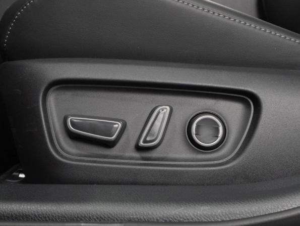 Toyota Camry IX (XV80) China Market с пробегом 2025 года, цена 4 779 000 рублей, 13 км, седан, Автокод Объявления