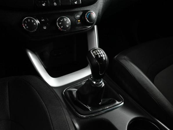 Kia Ceed II с пробегом 2015 года, цена 1 050 000 рублей, 201400 км, универсал, Автокод Объявления
