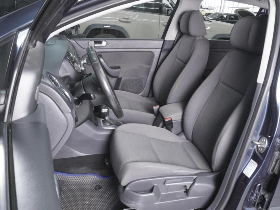 Volkswagen Golf Plus I Ростов-на-Дону  - изображение 10