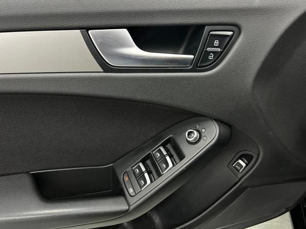 Audi A4 IV (B8) Рестайлинг с пробегом 2014 года, цена 1 300 000 рублей, 242144 км, седан, Автокод Объявления