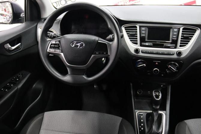 Hyundai Solaris II Рестайлинг с пробегом 2022 года, цена 1 845 450 рублей, 59731 км, седан, Автокод Объявления