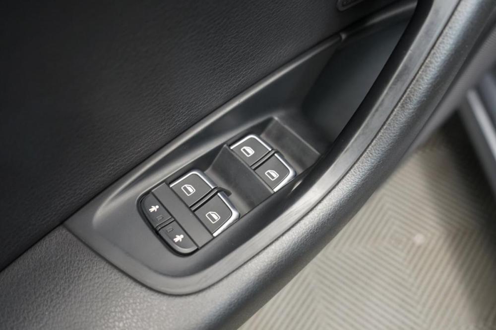 Audi A6 IV (C7) Рестайлинг Крым  - изображение 9