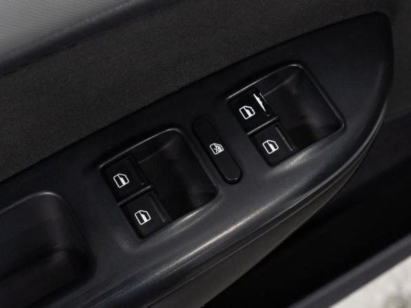 Skoda Octavia II (A5) Рестайлинг с пробегом 2012 года, цена 949 000 рублей, 173348 км, лифтбек, Автокод Объявления