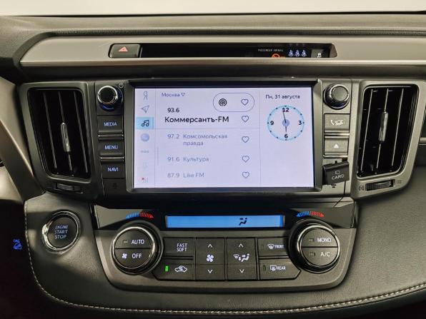 Toyota RAV4 IV (XA40) Рестайлинг с пробегом 2019 года, цена 2 099 000 рублей, 215554 км, внедорожник, Автокод Объявления